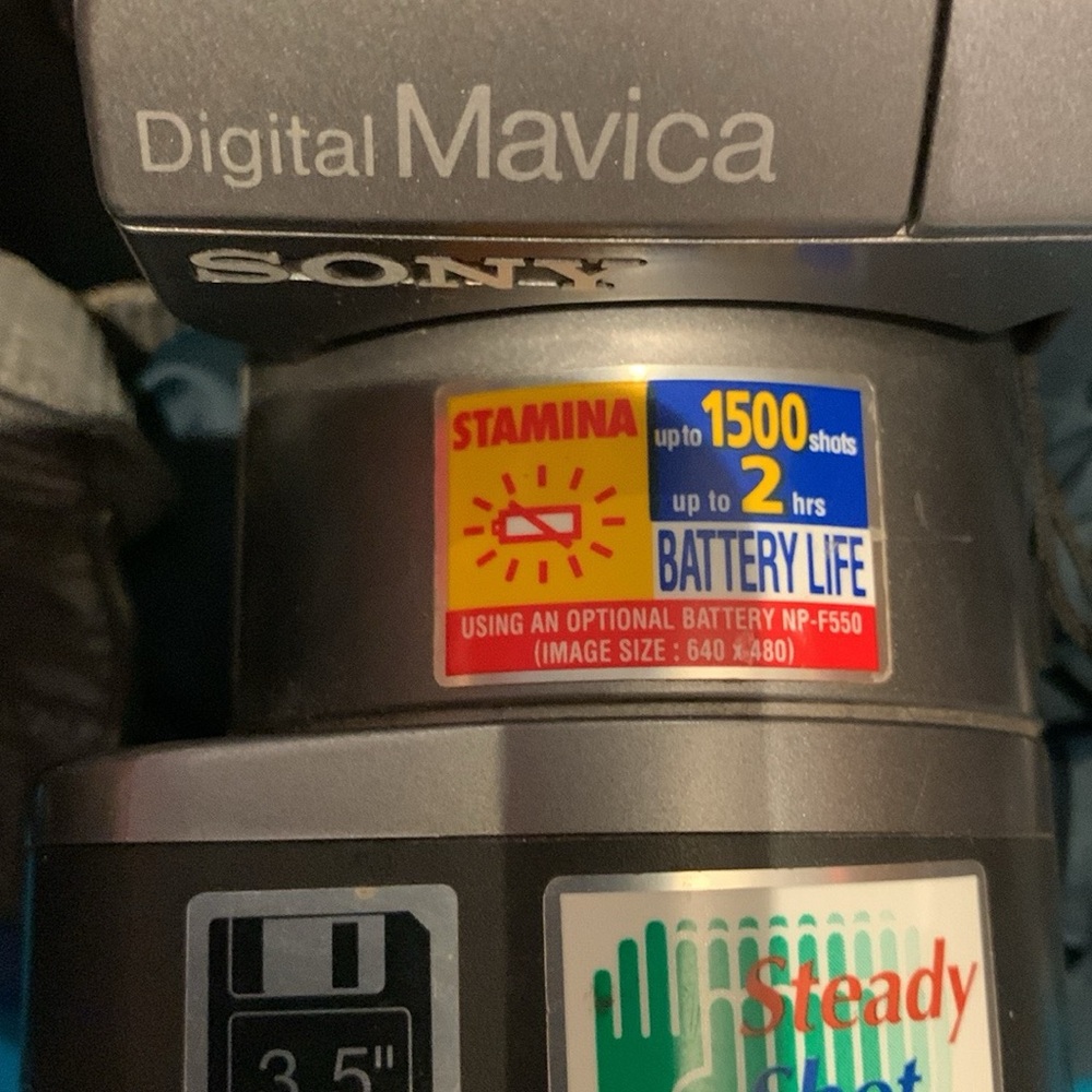 Sony floppy disk Photo camera - Picture 3 of 3